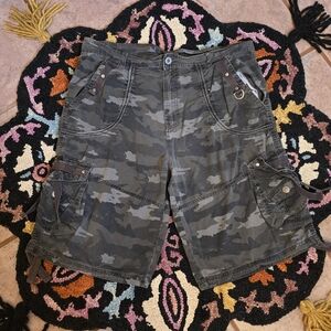 🔥🔥Y2K Twoce Camouflage Cargo Men Shorts🔥🔥 Size 36